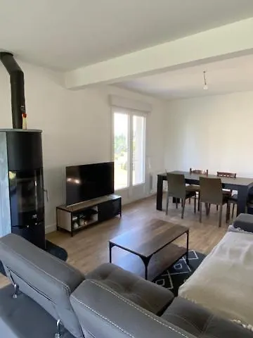 Holiday home Maison Romero Plenee-Jugon